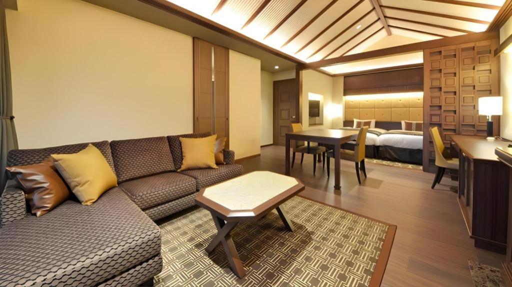 Akakura Kanko Hotel Миоко Екстериор снимка
