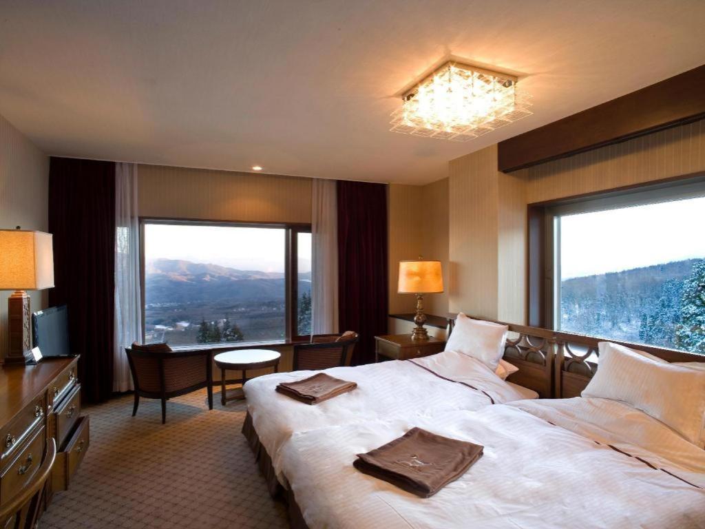 Akakura Kanko Hotel Миоко Екстериор снимка