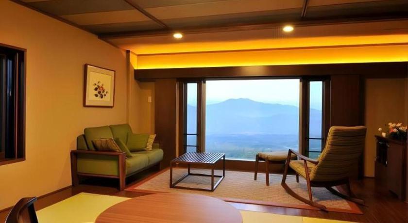 Akakura Kanko Hotel Миоко Екстериор снимка