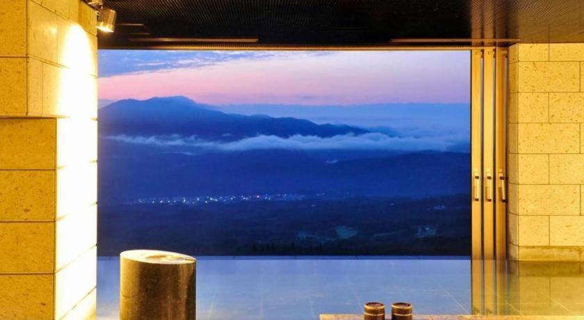 Akakura Kanko Hotel Миоко Екстериор снимка